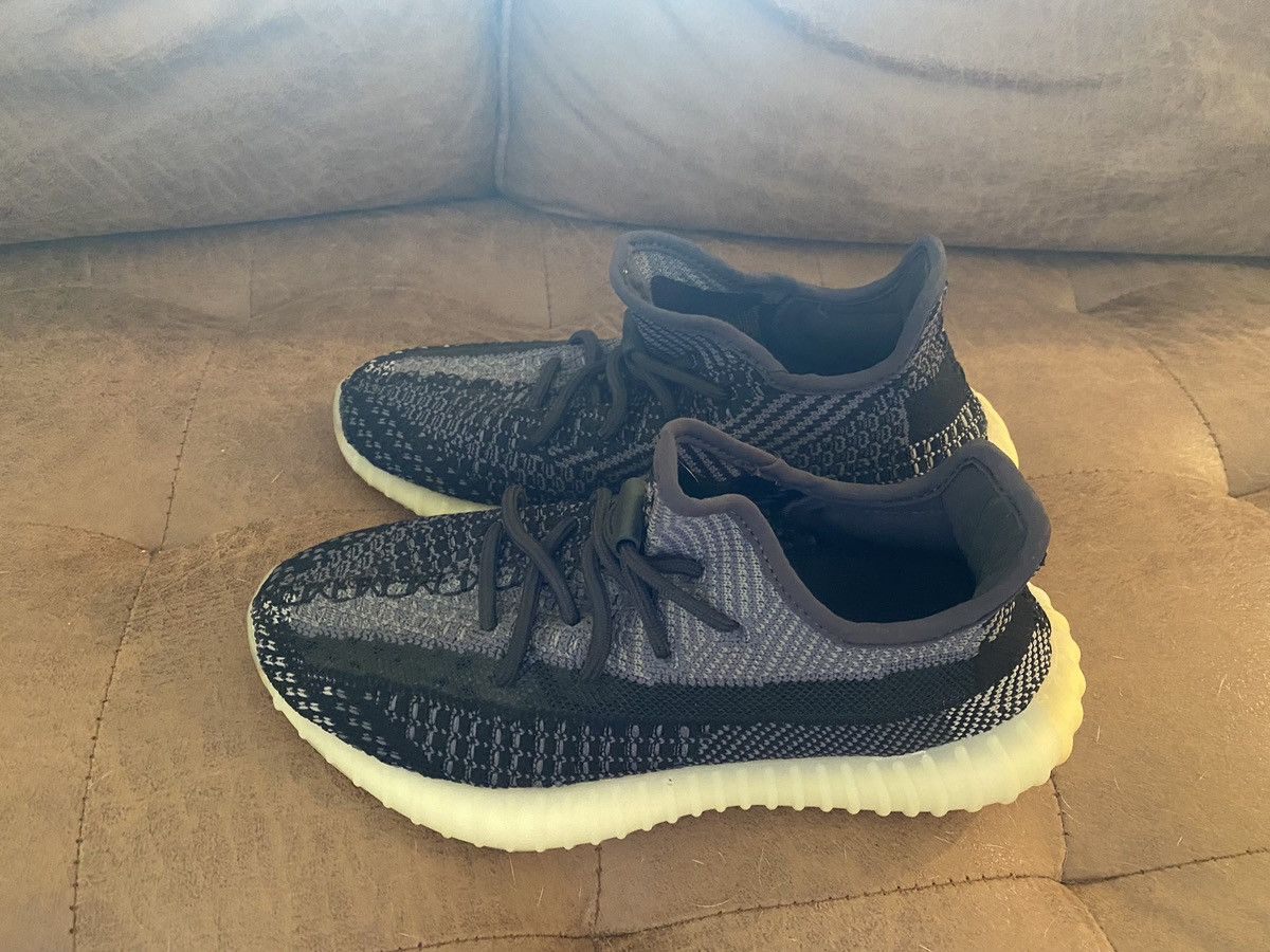 adidas Yeezy Boost 350 V2 Low Carbon