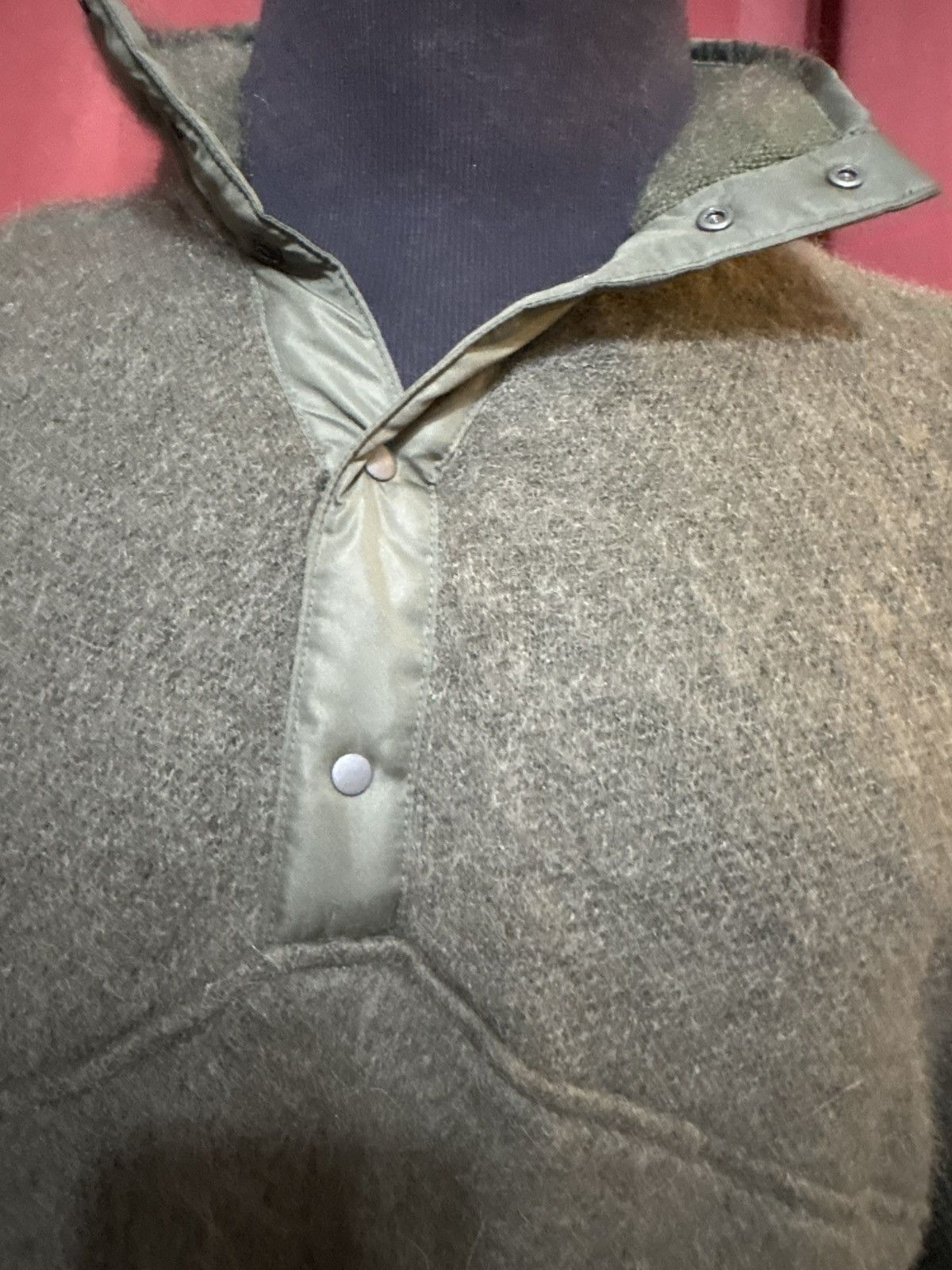 Nanamica Nanamica Mohair Pullover Fleece Olive Green Size US L / EU 52-54 / 3 - 6 Thumbnail
