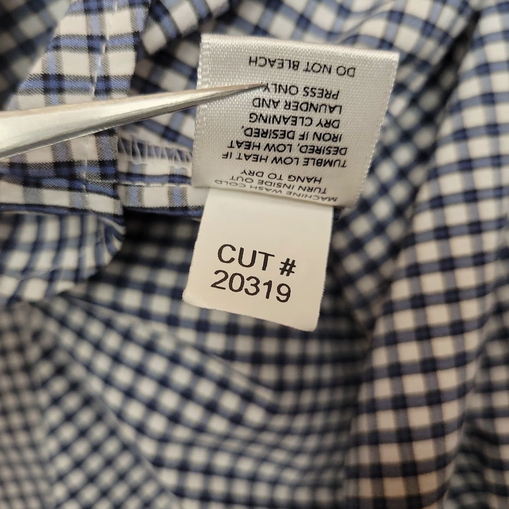 Mizzen+Main Mizzen+Main Shirt Mens XL Trim Fit Blue Check Leeward Long Sleeve Casual Travel Button-Up Plaid N/A Size US XL / EU 56 / 4 - 4 Thumbnail