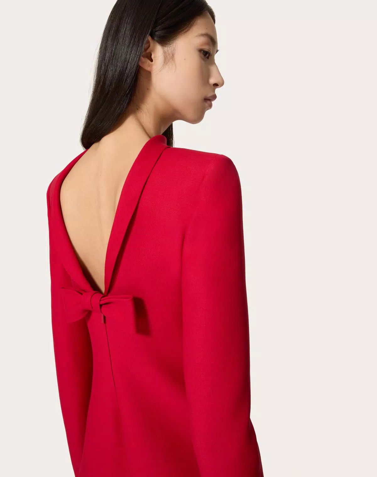 Valentino o1s1wg110426 Crepe Couture Short Dress in Red Size S / US 4 / IT 40 - 7 Thumbnail