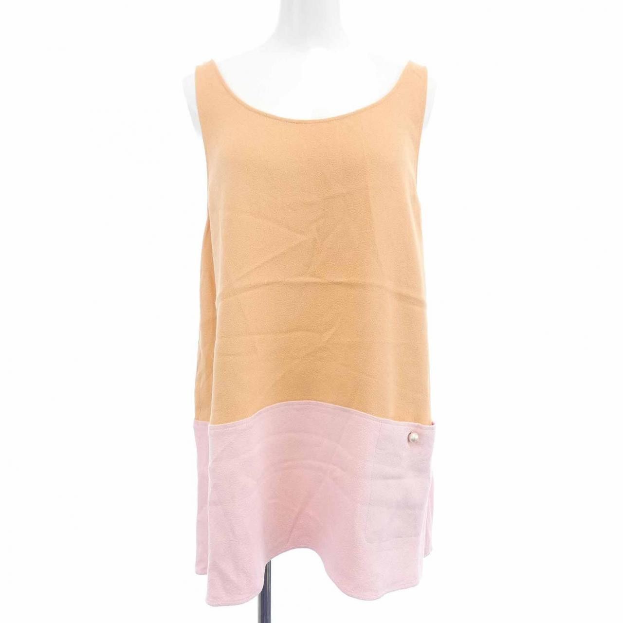 Chanel Chanel Chanel Top Others Tops P47829V35723 DUTY FREE for USA Size ONE SIZE - 1 Thumbnail