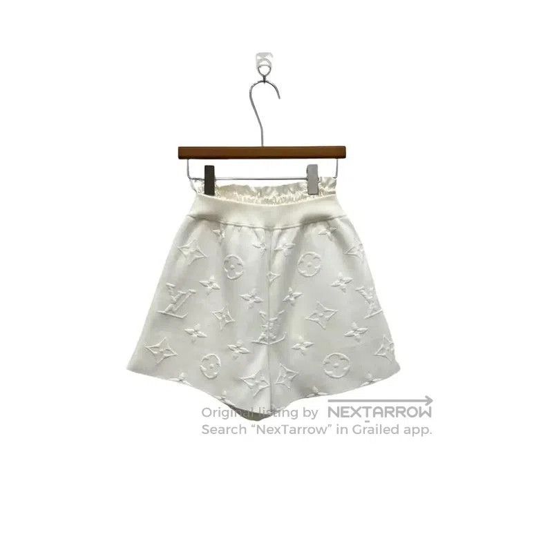 Louis Vuitton Louis Vuitton White Women's Shorts . Size 28" / US 6 / IT 42 - 3 Thumbnail