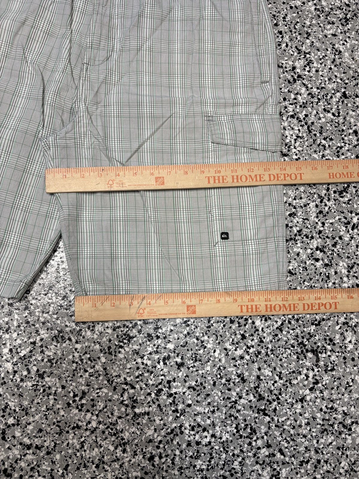 Quiksilver Y2K Quiksilver White/Grey Plaid Relaxed Shorts Size 38 Size US 38 / EU 54 - 7 Thumbnail