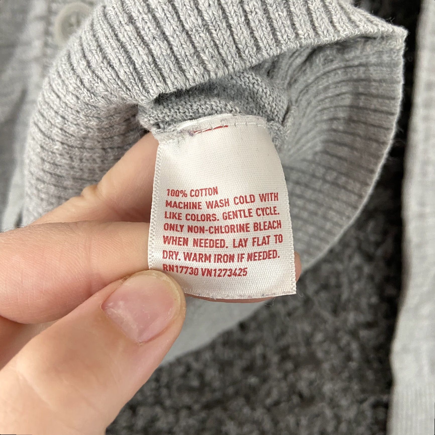 Mossimo MOSSIMO SUPPLY CO Cardigan Sweater Women's XS Gray Long Sleeve Button Up Cardigan Womens XS Gray Buttoned Knit Subtle 90s? Size XS / US 0-2 / IT 36-38 - 6 Thumbnail