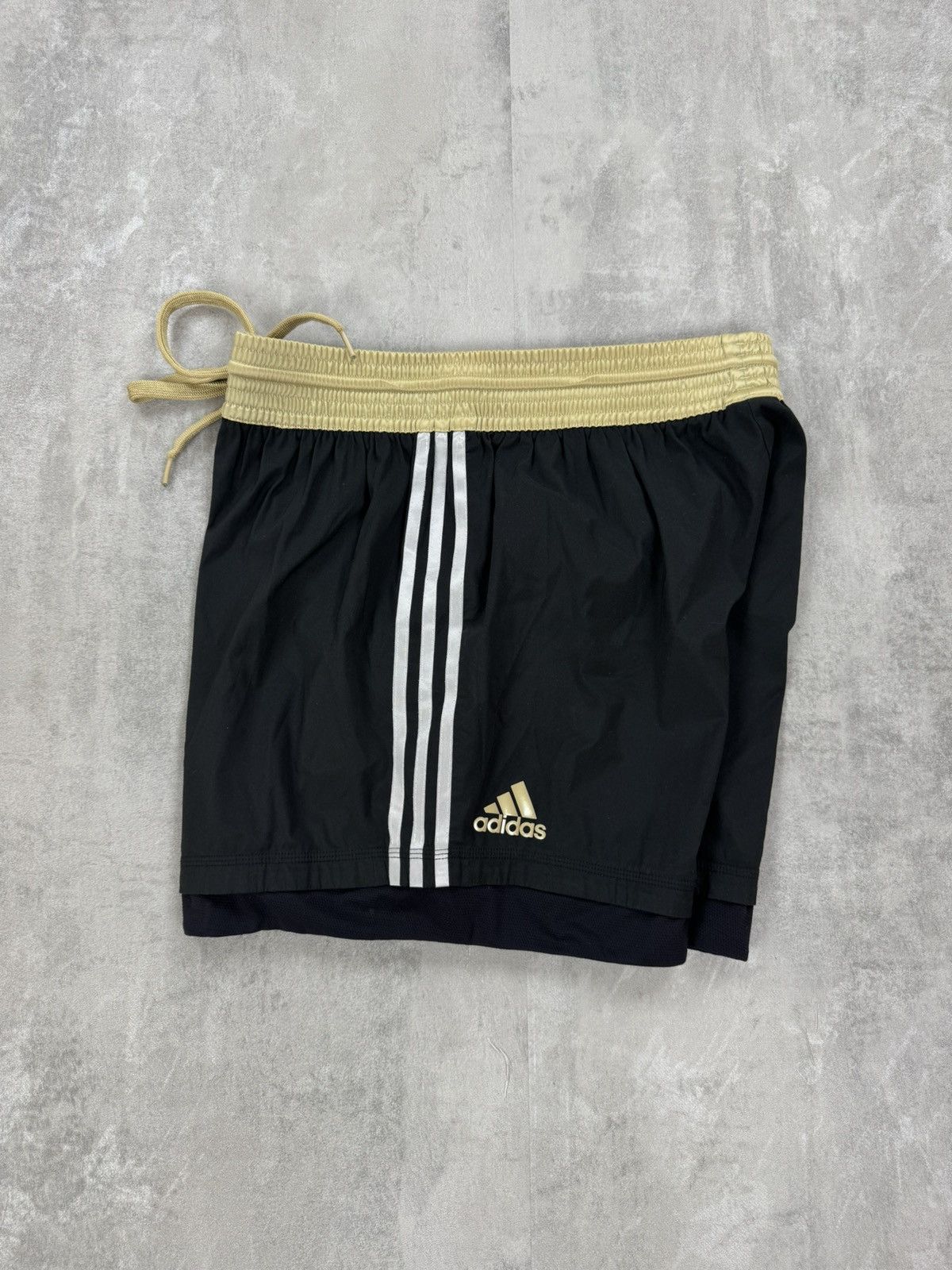 Adidas Adidas DEUTSCHER FUSSBALL BUND Soccers Shorts Mens size L Size US 32 / EU 48 - 4 Thumbnail