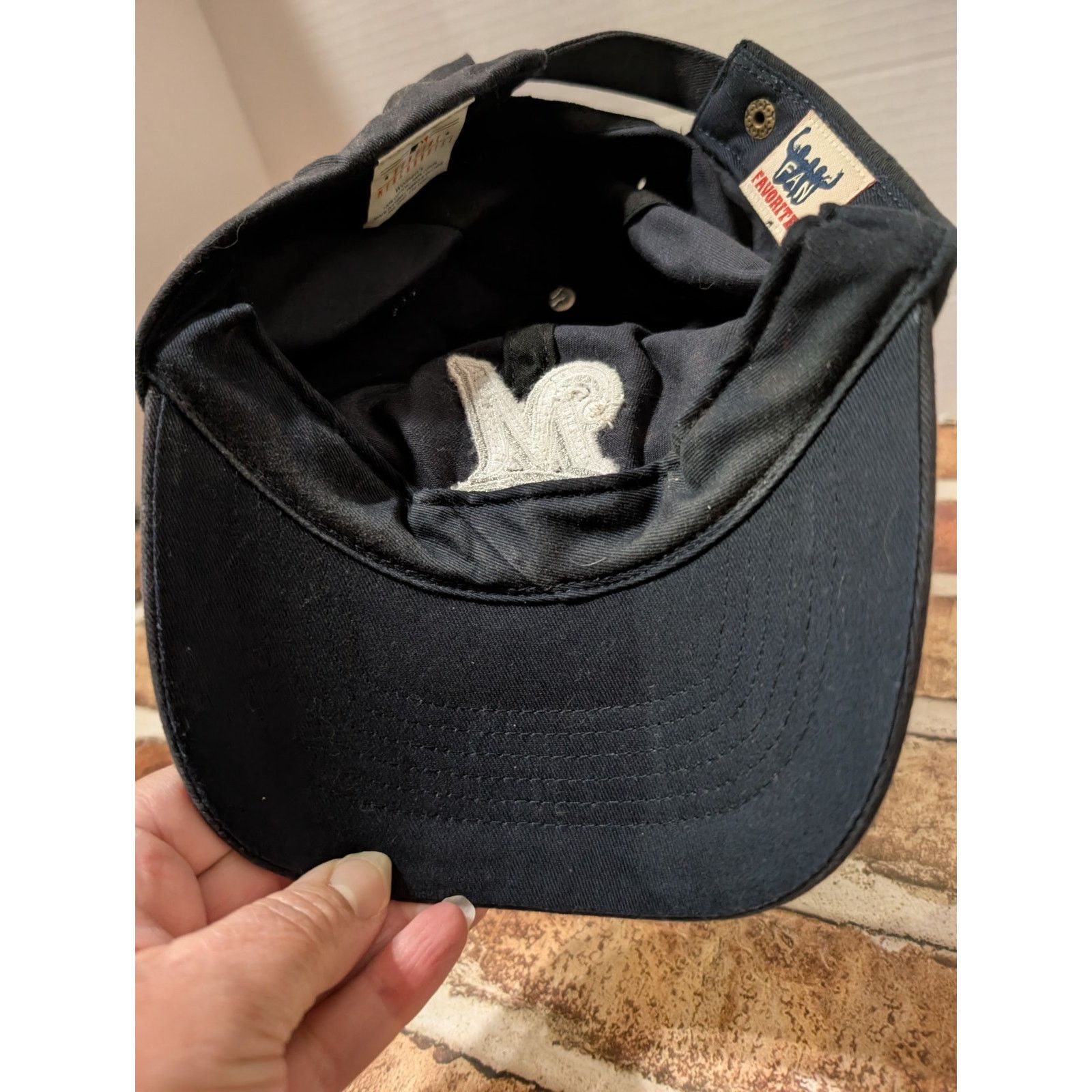 Other Milwaukee Brewers Womens Silver Sequin Baseball Cap Hat Size ONE SIZE - 7 Thumbnail