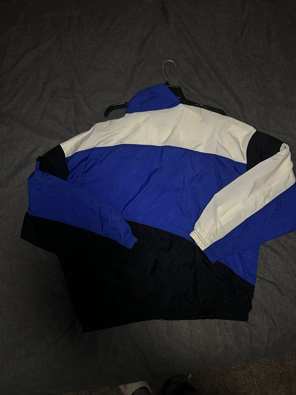 Nike Nike vintage windbreaker Size US L / EU 52-54 / 3 - 1 Thumbnail
