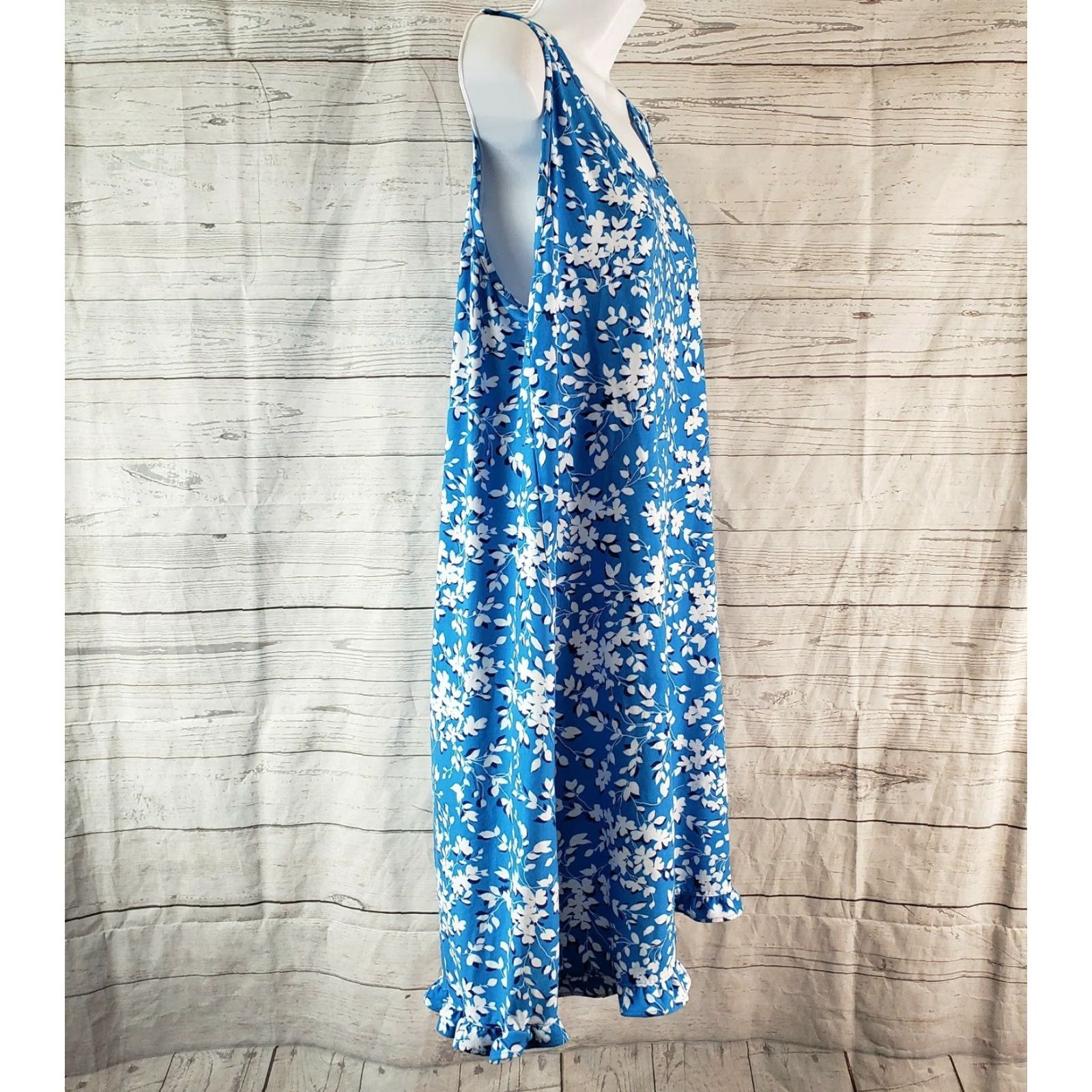 Vintage Draper James Dress Women's Sleeveless Ruffle Nightie Blue Shadow Floral L/XL Casual Lightweight Scoop Neck Pullover Size ONE SIZE - 3 Thumbnail