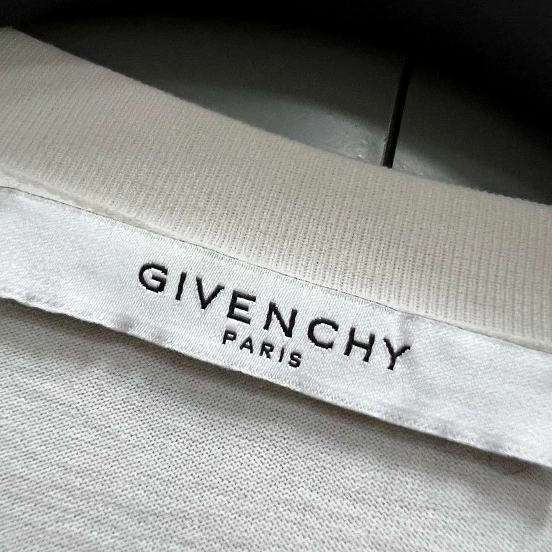 Givenchy Givenchy White Logo Print Short Sleeve 2506-Nextarrow Size US S / EU 44-46 / 1 - 2 Thumbnail
