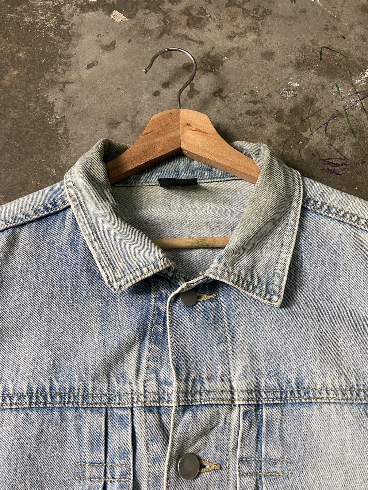 Anime × GU 2001 : A Space Odyssey X GU Denim Jacket Size US L / EU 52-54 / 3 - 9 Thumbnail