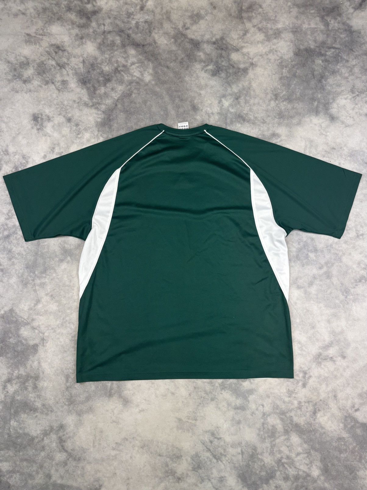 Adidas Vintage adidas t shirt jersey soccer Bootle green Kanye West Size US XL / EU 56 / 4 - 4 Thumbnail