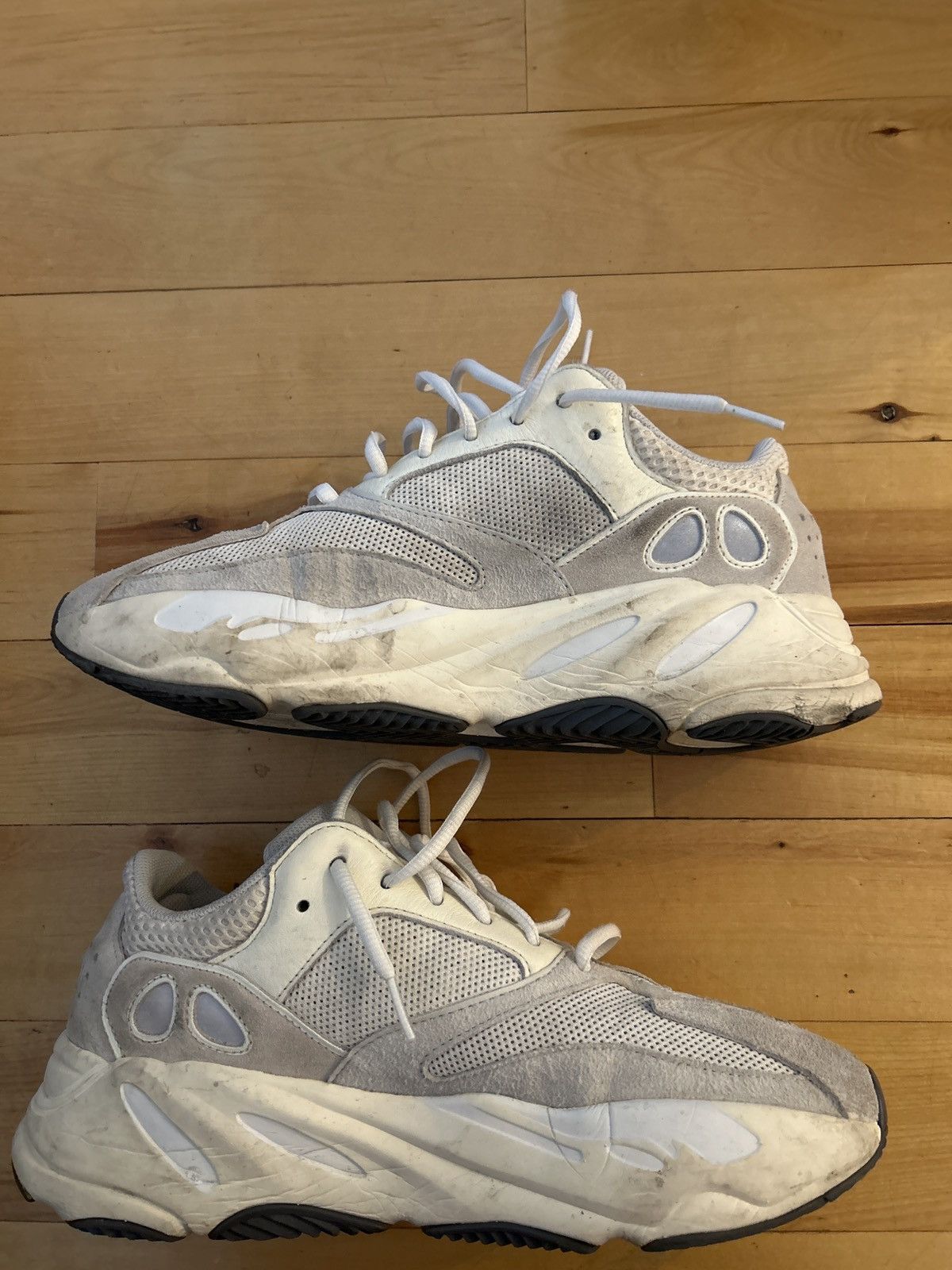 Yeezy Yeezy Boost 700 Size US 10 / EU 43 - 6 Thumbnail