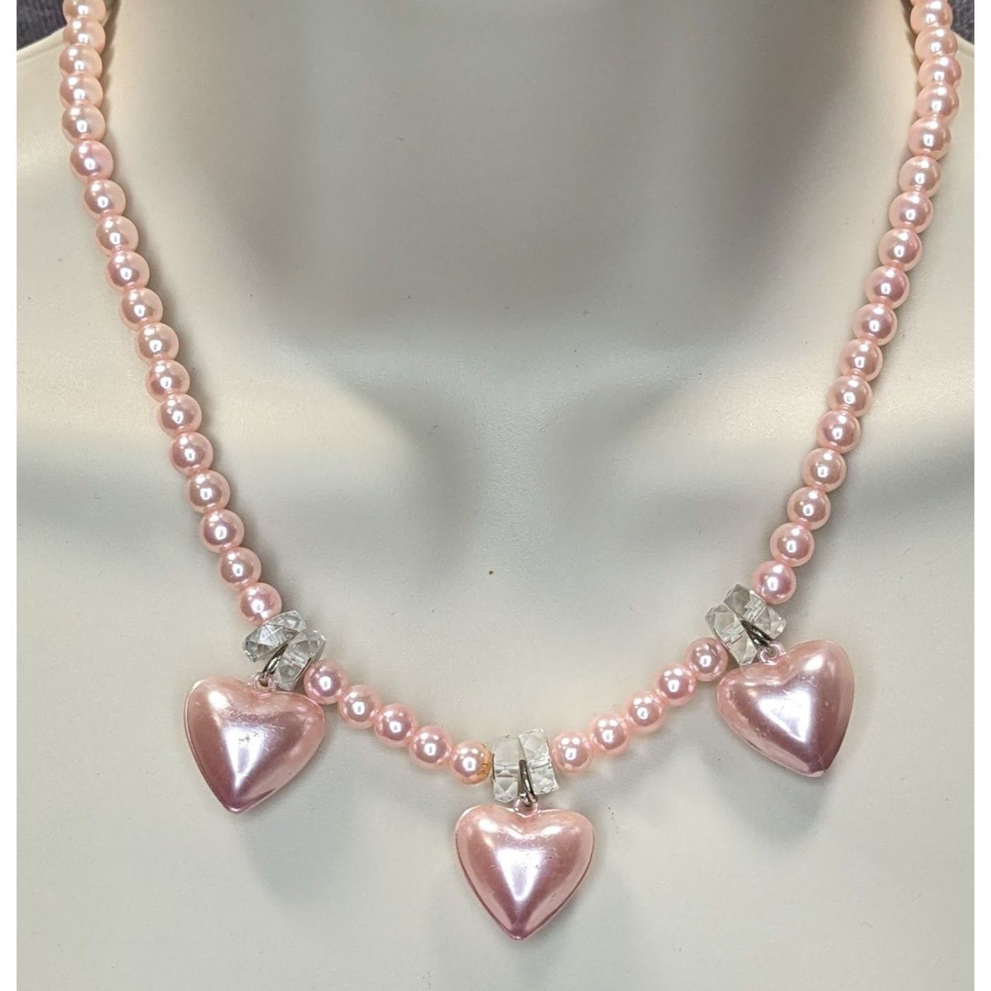Other Romantic Coquette Pastel Pink Faux Pearl Necklace With Heart Size ONE SIZE - 1 Thumbnail