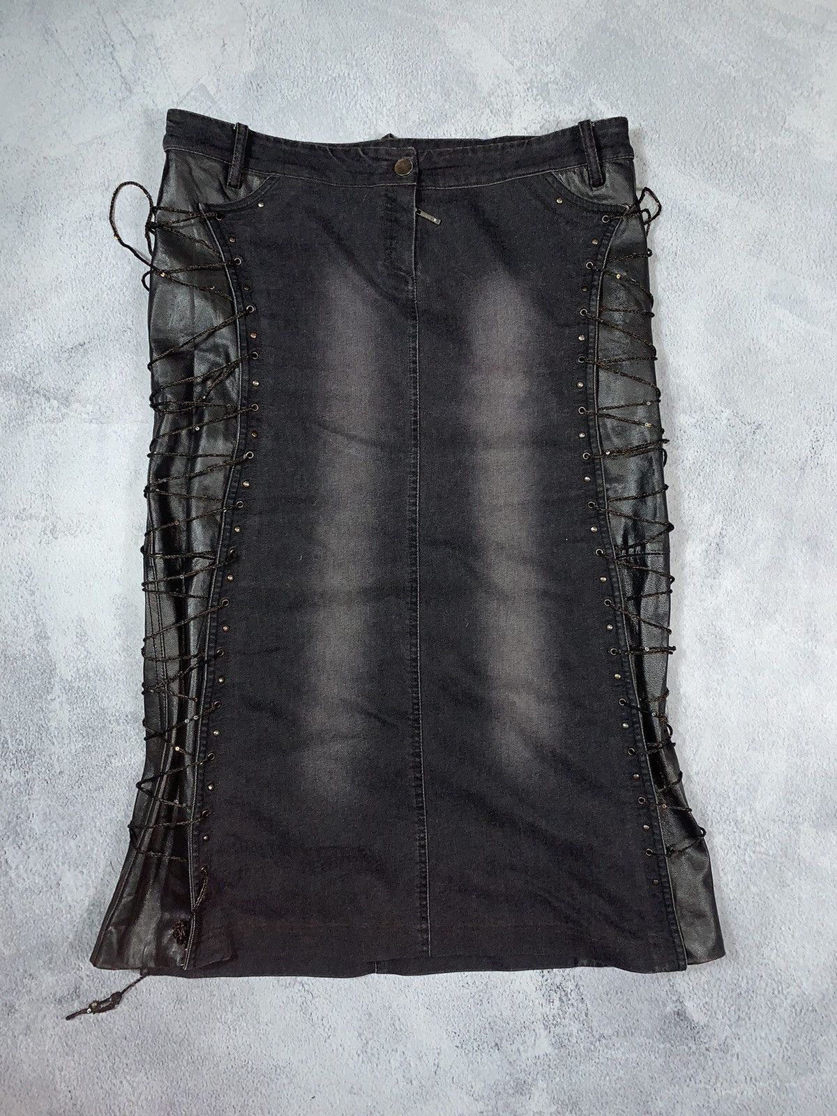 Japanese Brand × Vintage Vintage Y2K Denim/Leather faded maxi skirt Japanese bondage Size 32" / US 10 / IT 46 - 1 Thumbnail