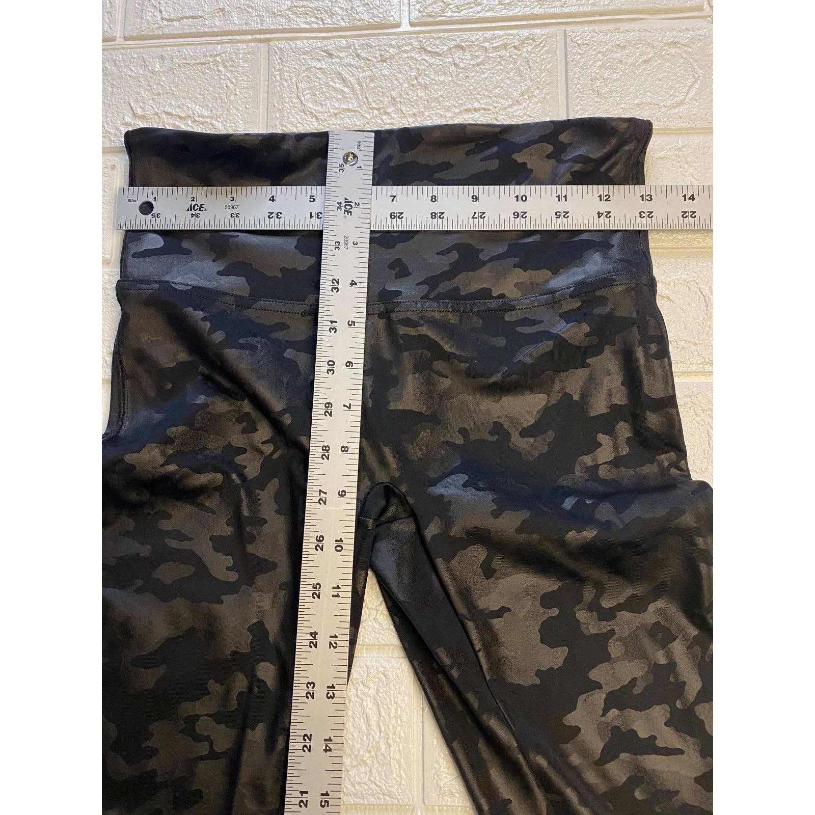 Spanx SPANX camo leggings Size 30" / US 8 / IT 44 - 6 Thumbnail