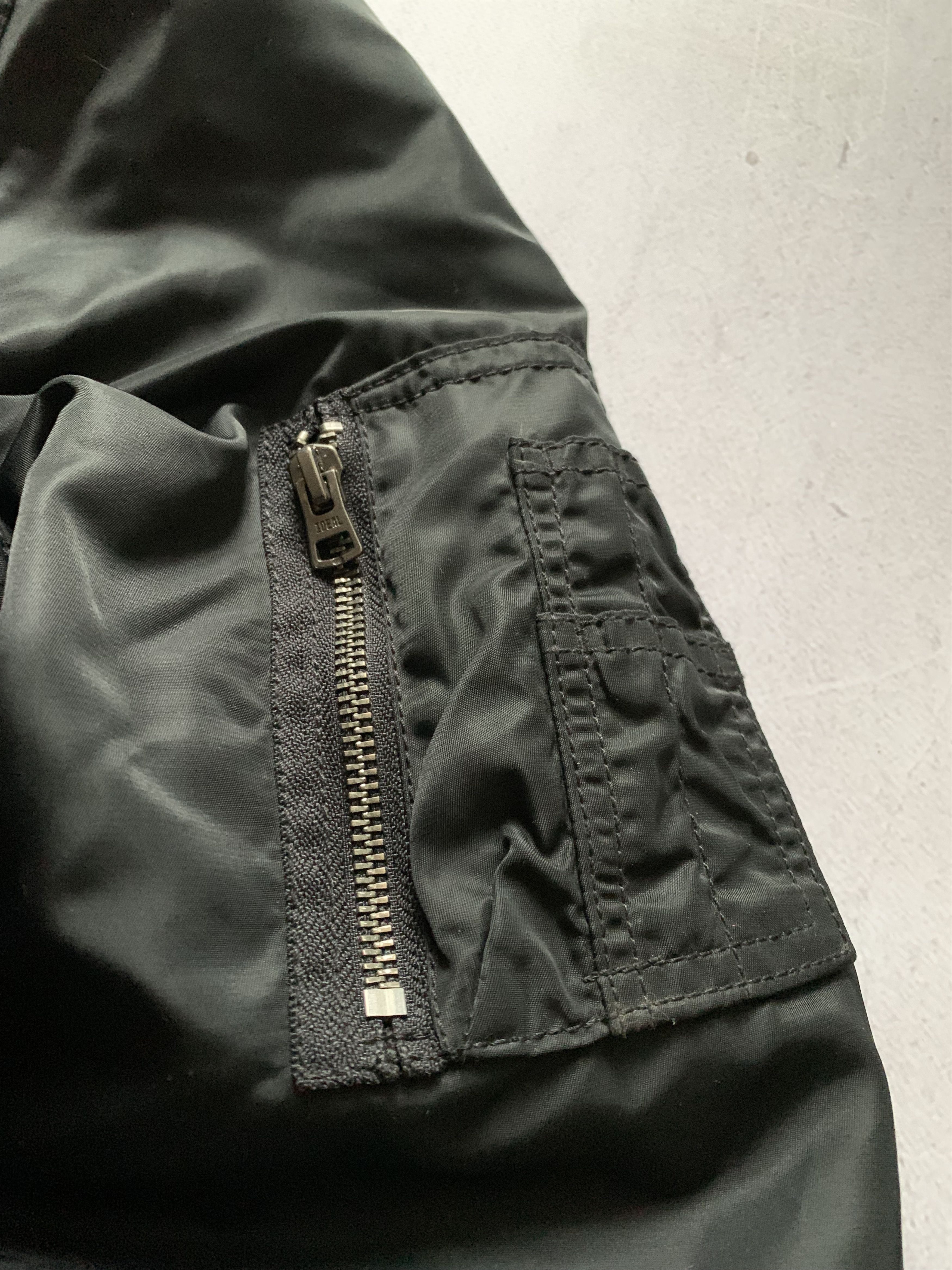 Gap × Vintage Vintage Gap Bomber Jacket Black Baggy Y2K 90s Size US S / EU 44-46 / 1 - 5 Thumbnail