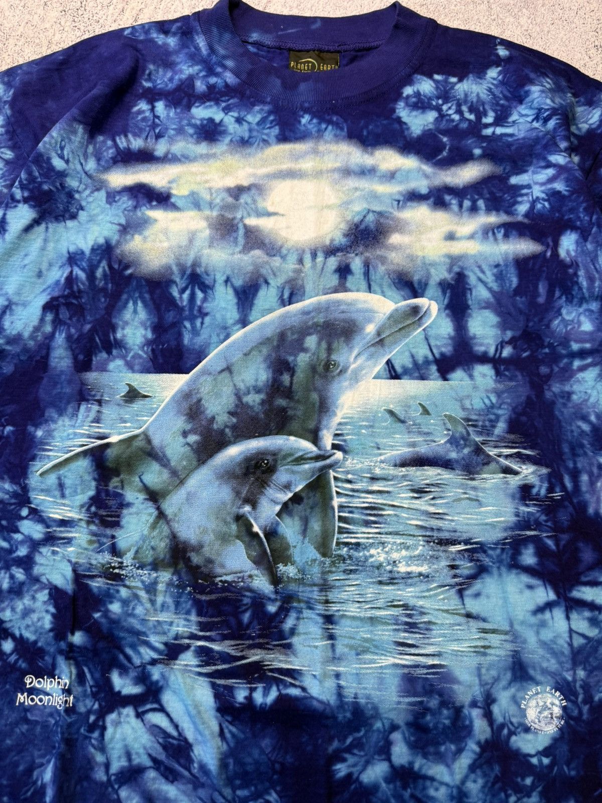 The Mountain Vintage Planet Earth Dolphin Moonlight Tie Dye Shirt Size US XL / EU 56 / 4 - 15 Thumbnail