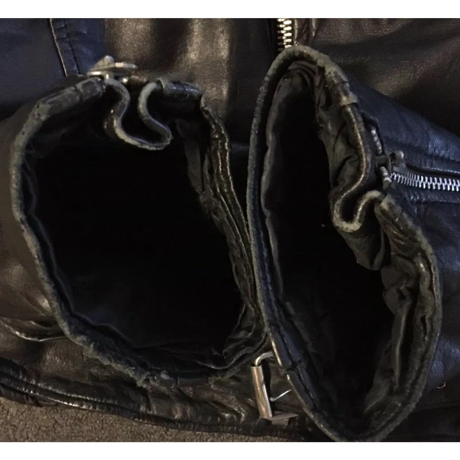 Vintage VINTAGE Cafe Racer Leather Motorcycle Jacket 48 Mens Black Scovill Zipper 60s 70s Bomber Grunge Punk USA USA Size US M / EU 48-50 / 2 - 4 Thumbnail