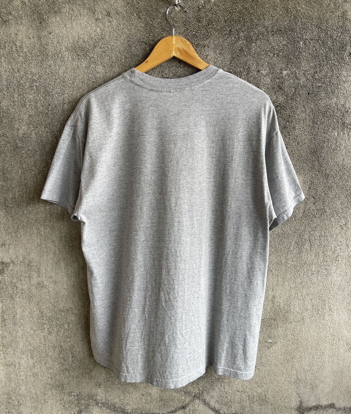Ford Vintage 90s🔥BUILT TOUCH FORD TRUCKS🔥SpellOut Logo Tshirt Size US L / EU 52-54 / 3 - 10 Thumbnail