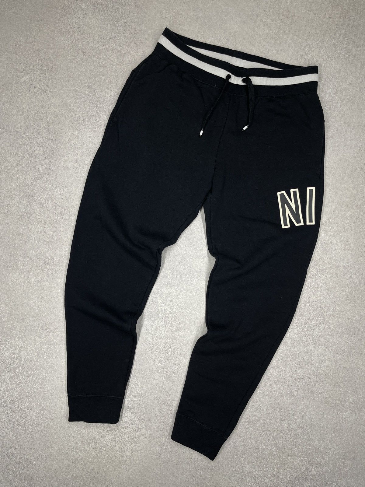 Nike Mens Nike Air Fleece Sweatpants Black Big Logo Drill Y2K Size US 34 / EU 50 - 1 Thumbnail