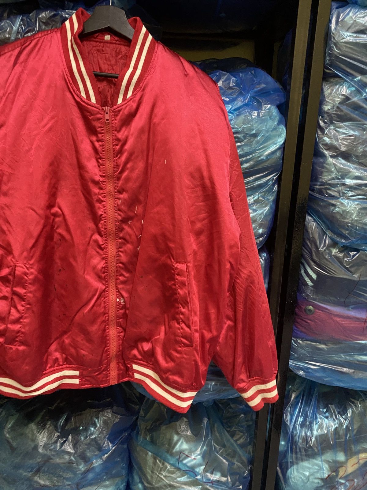 Vintage VINTAGE SATIN ZIPPER BOMBER JACKET Size US L / EU 52-54 / 3 - 4 Thumbnail