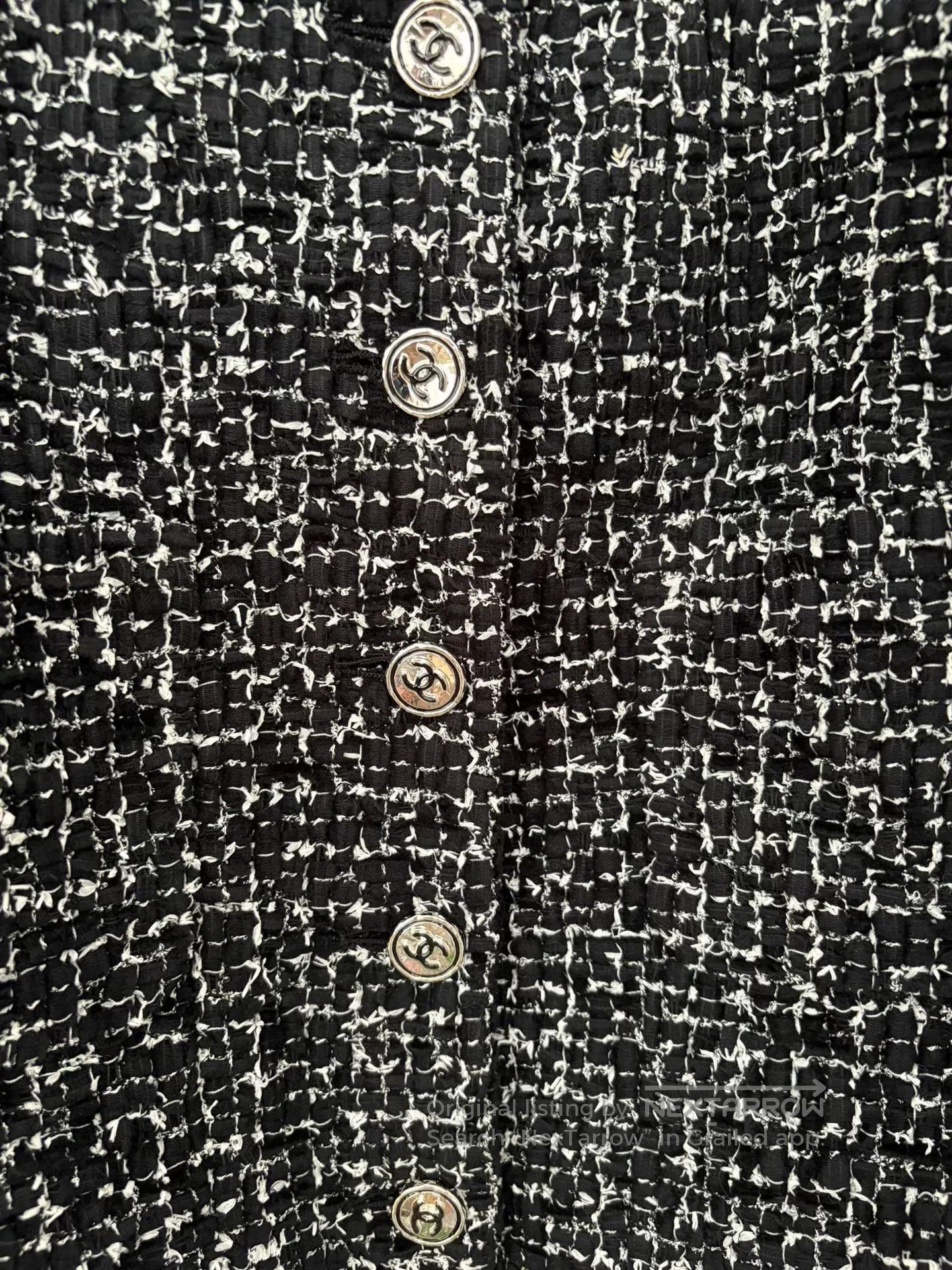 Chanel Chanel Black White Tweed Round Neck Jacket. Size US XS / EU 42 / 0 - 4 Thumbnail