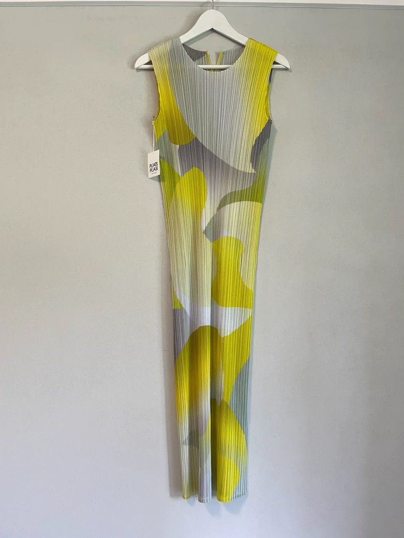 Issey Miyake Issey Miyake size:3 Yellow pleated cloud dress Size M / US 6-8 / IT 42-44 - 3 Thumbnail