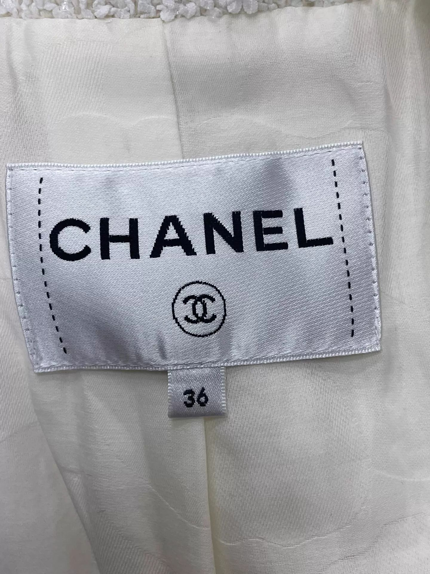 Chanel Chanel White 4-Pocket Oversized Jacket Women's 36 Size XS / US 0-2 / IT 36-38 - 4 Thumbnail