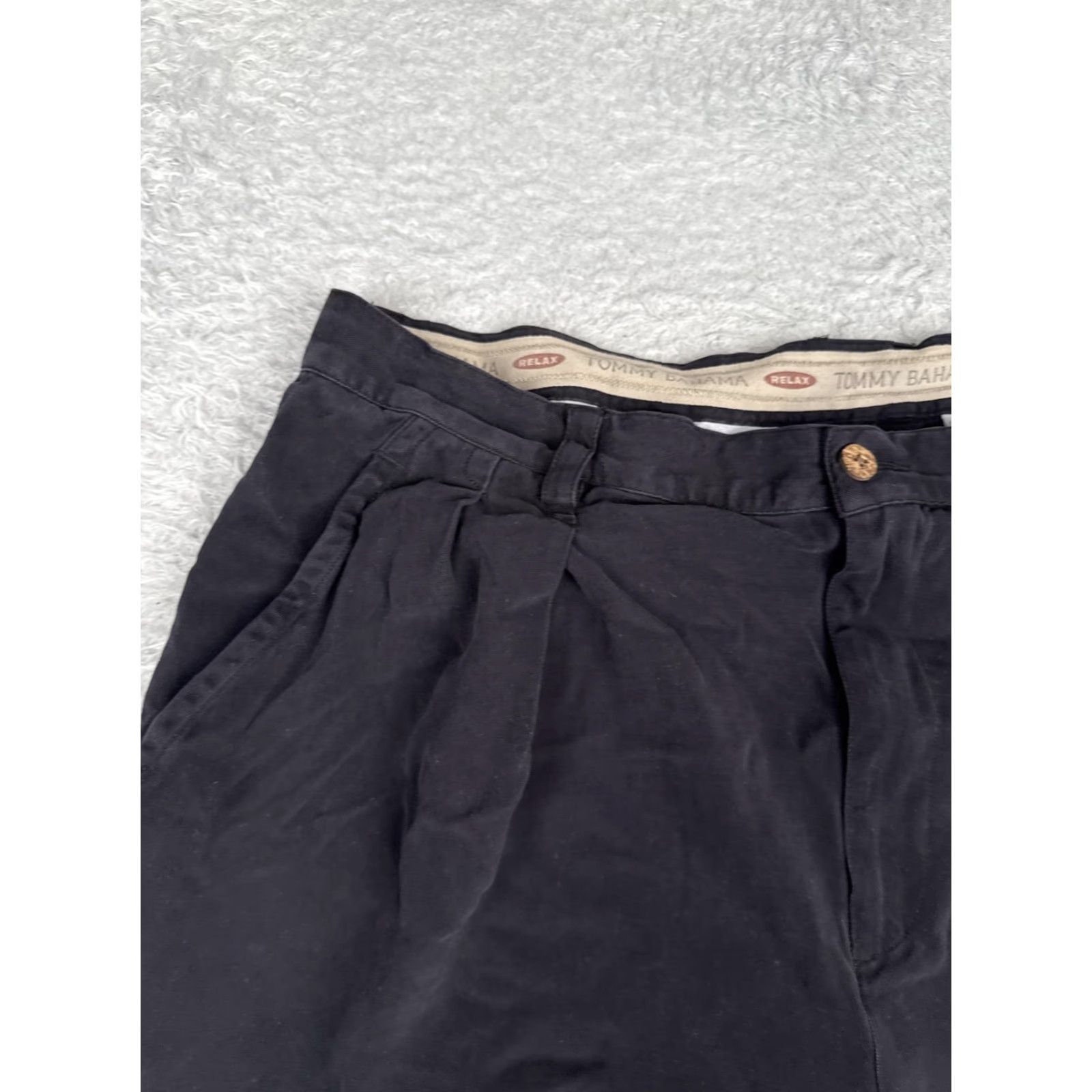Tommy Bahama Tommy Bahama Shorts Mens 36 Black 100% Silk Relax Pleated Casual Golf Chino Mens Size US 36 / EU 52 - 4 Thumbnail