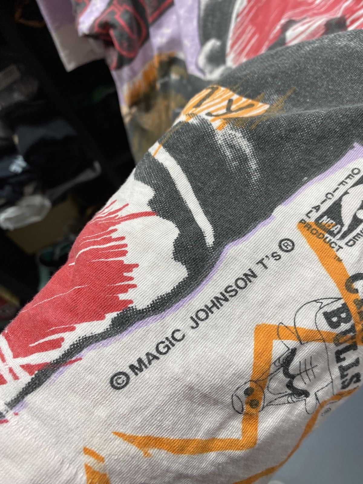Vintage Vintage 90’s Magic Johnson T Vtg Michael Jordan Shirt XLarge Size US XL / EU 56 / 4 - 6 Thumbnail