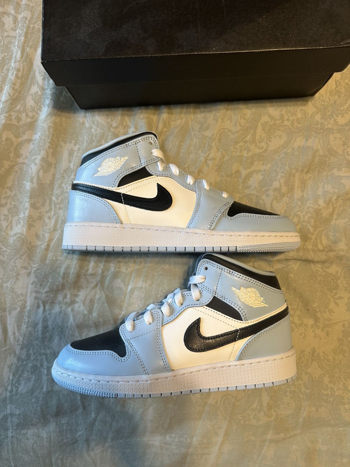 Air Jordan Mid GS “Ice Blue” Size New w/ Original Box