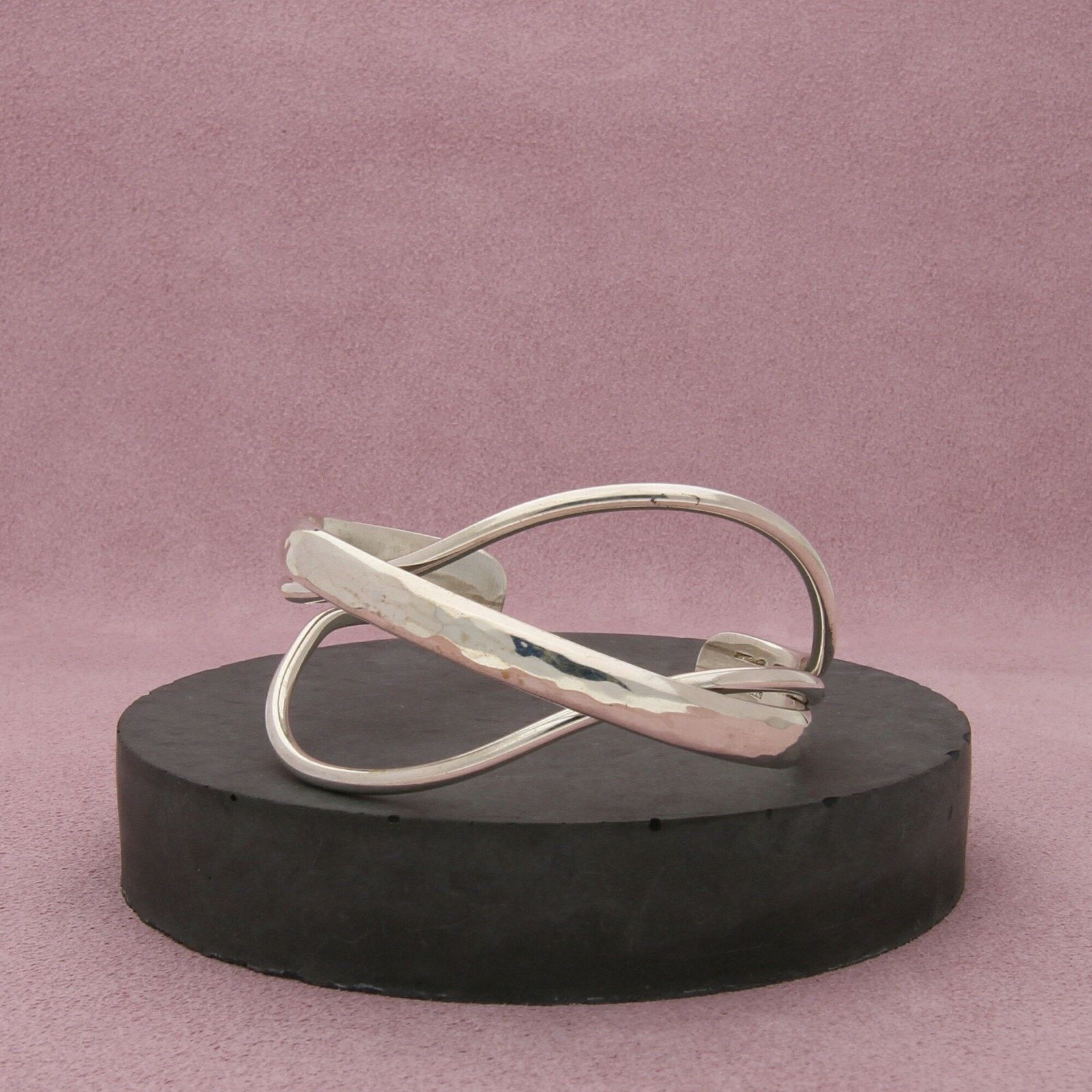 Sterling Silver sterling silver hammered crossover cuff bracelet size 6in Size ONE SIZE - 1 Thumbnail