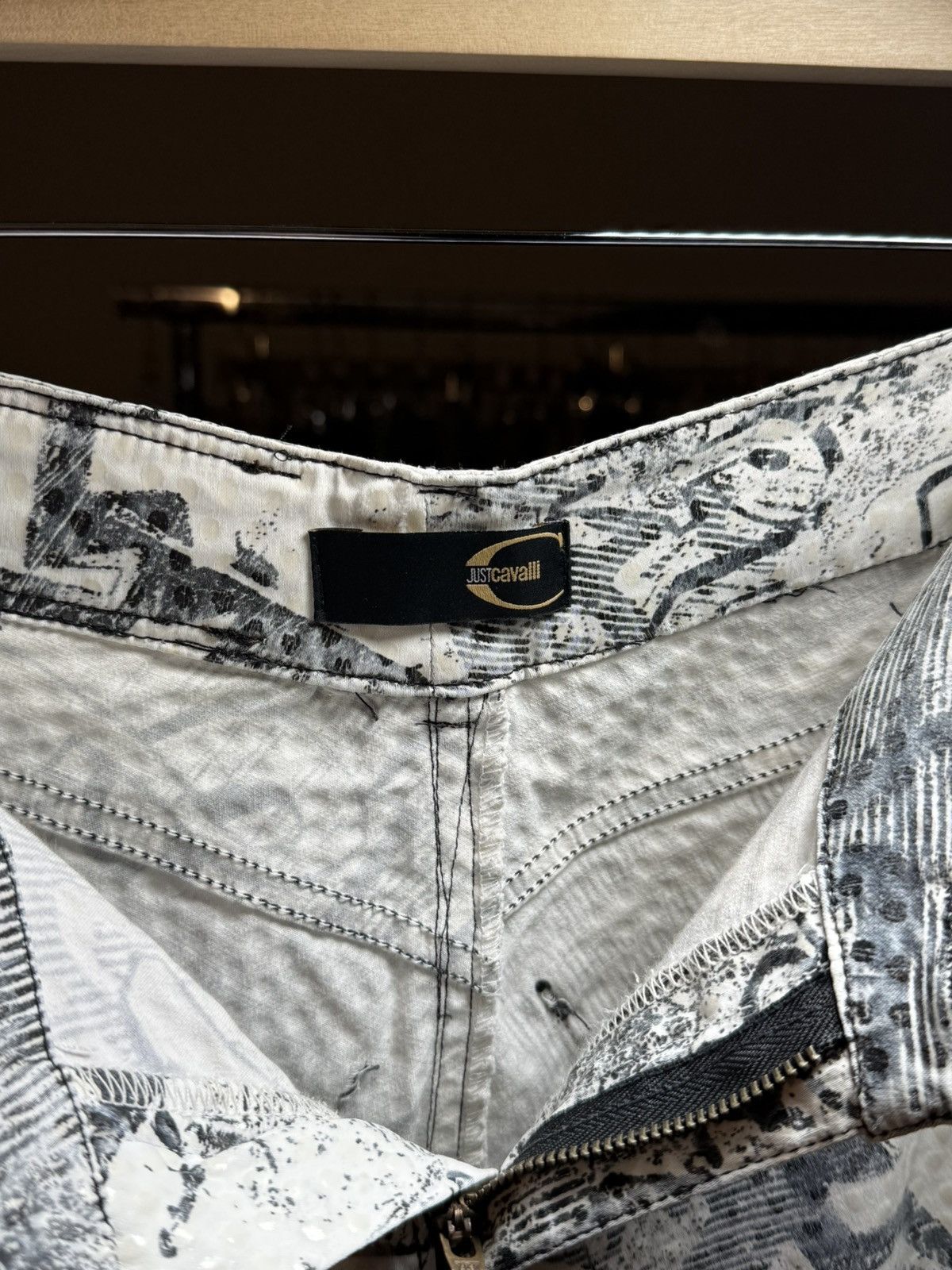 Just Cavalli 2000's Just Cavalli Graffiti Pant Size 30" / US 8 / IT 44 - 9 Thumbnail