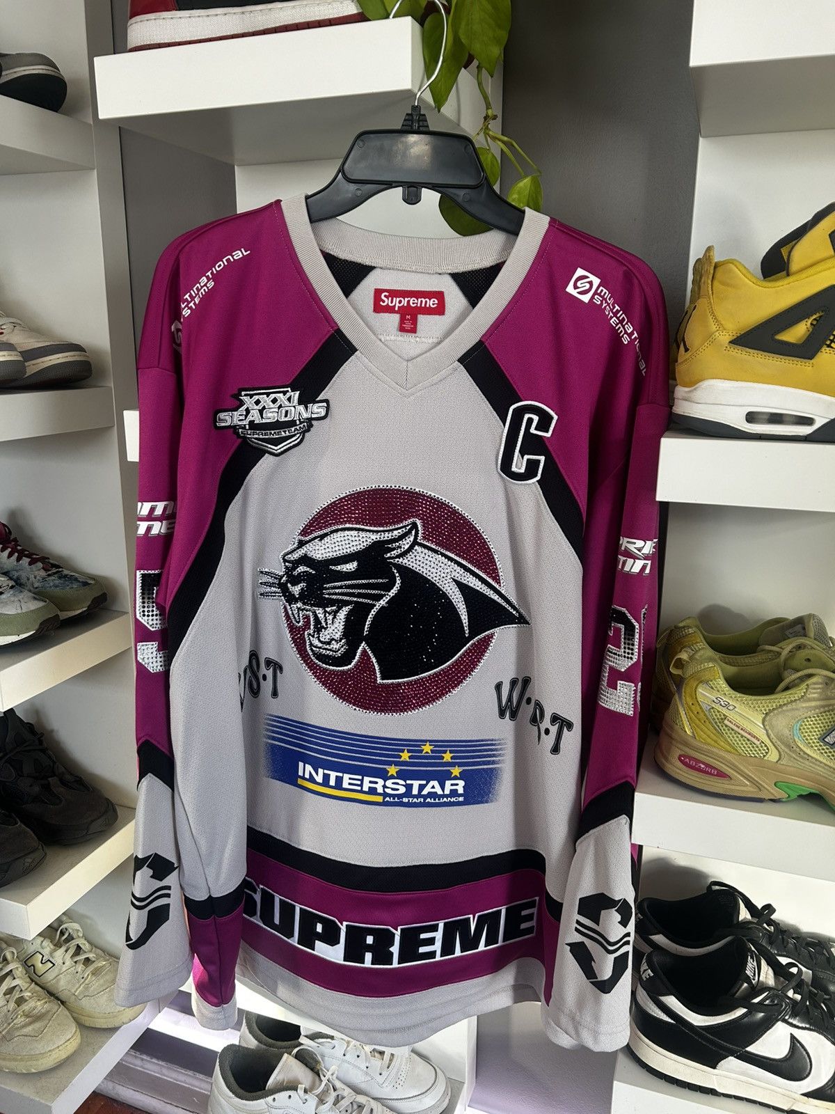 Supreme Supreme Rhinestone Hockey Jersey Pink Size M Size US M / EU 48-50 / 2 - 1 Thumbnail