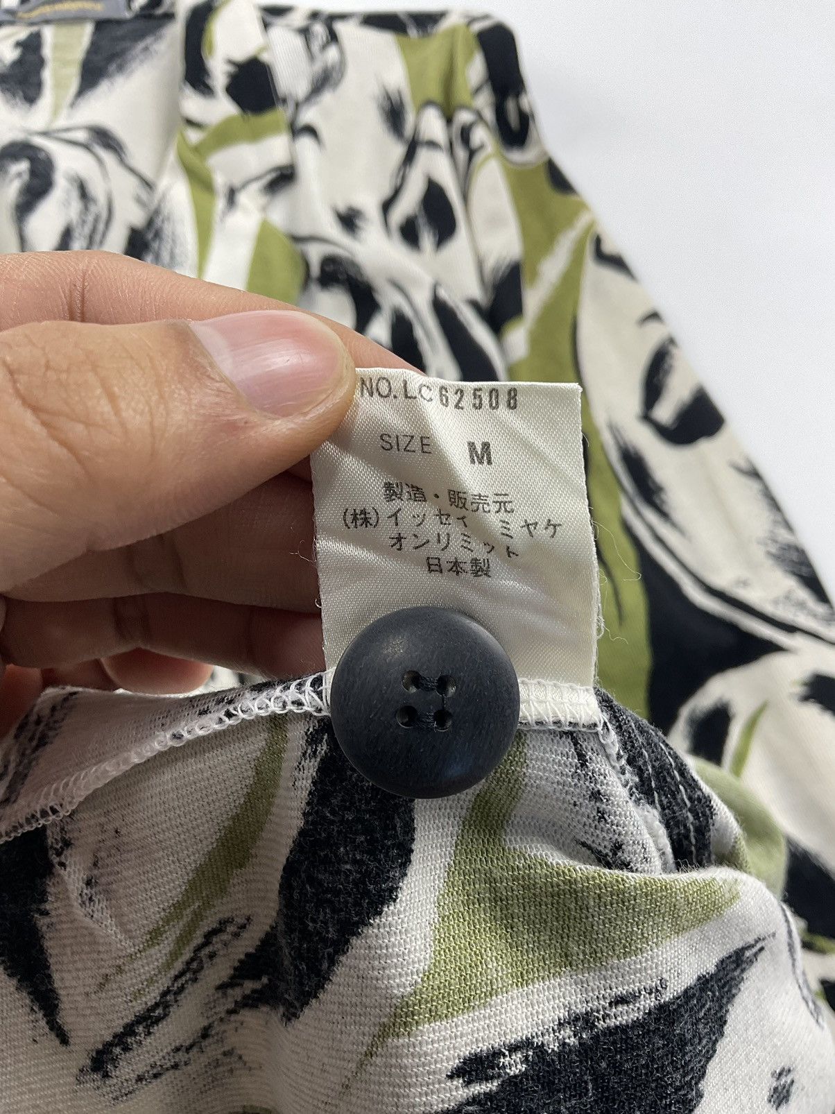 Issey Miyake Vintage Issey Miyake Cardigan Size M / US 6-8 / IT 42-44 - 10 Thumbnail