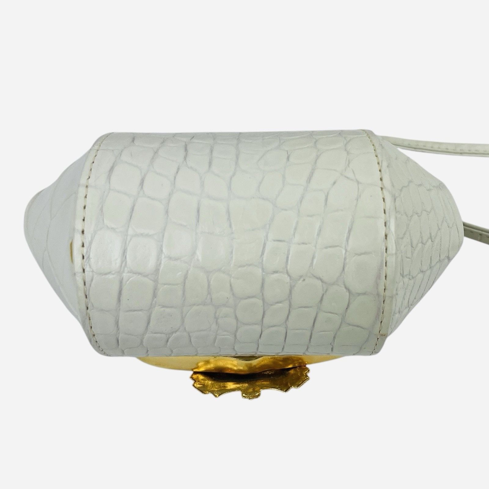 Vintage RARE Vintage Valerie Ann Gold Cameo White Alligator Purse Size ONE SIZE - 5 Thumbnail