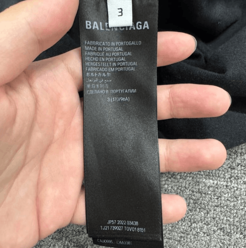 Balenciaga Balenciaga Oversized Long-Sleeve T-Shirt 3M Size US L / EU 52-54 / 3 - 4 Thumbnail