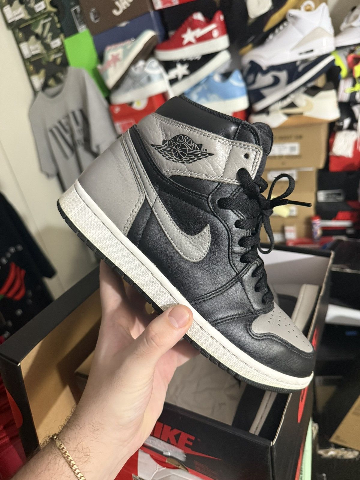 Jordan Brand Jordan retro 1 shadow sz 8 Size US 8 / EU 41 - 1 Thumbnail