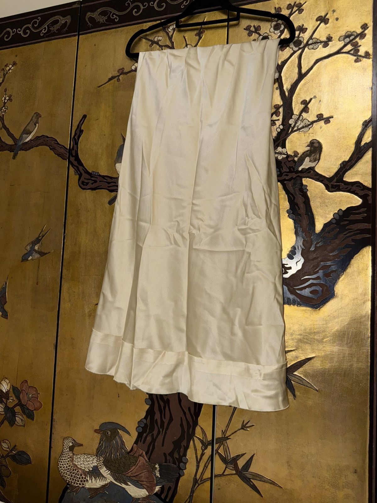 Lee Mathews Lee Mathews Stella Silk Satin Midi Skirt Size 26" / US 2 / IT 38 - 1 Thumbnail
