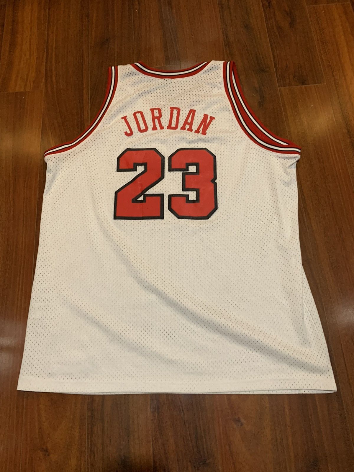 NBA × Nike Michael Jordan classic Size US XXL / EU 58 / 5 - 2 Thumbnail