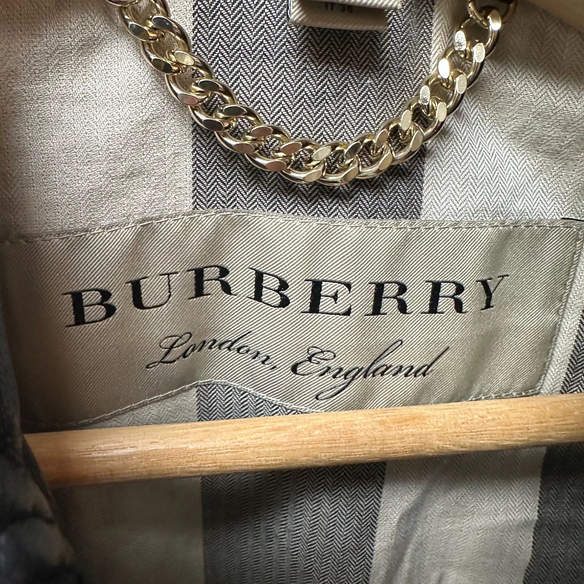 Burberry BURBERRY Distressed Black Gold Women's Biker Jkt S Size XS / US 0-2 / IT 36-38 - 5 Thumbnail