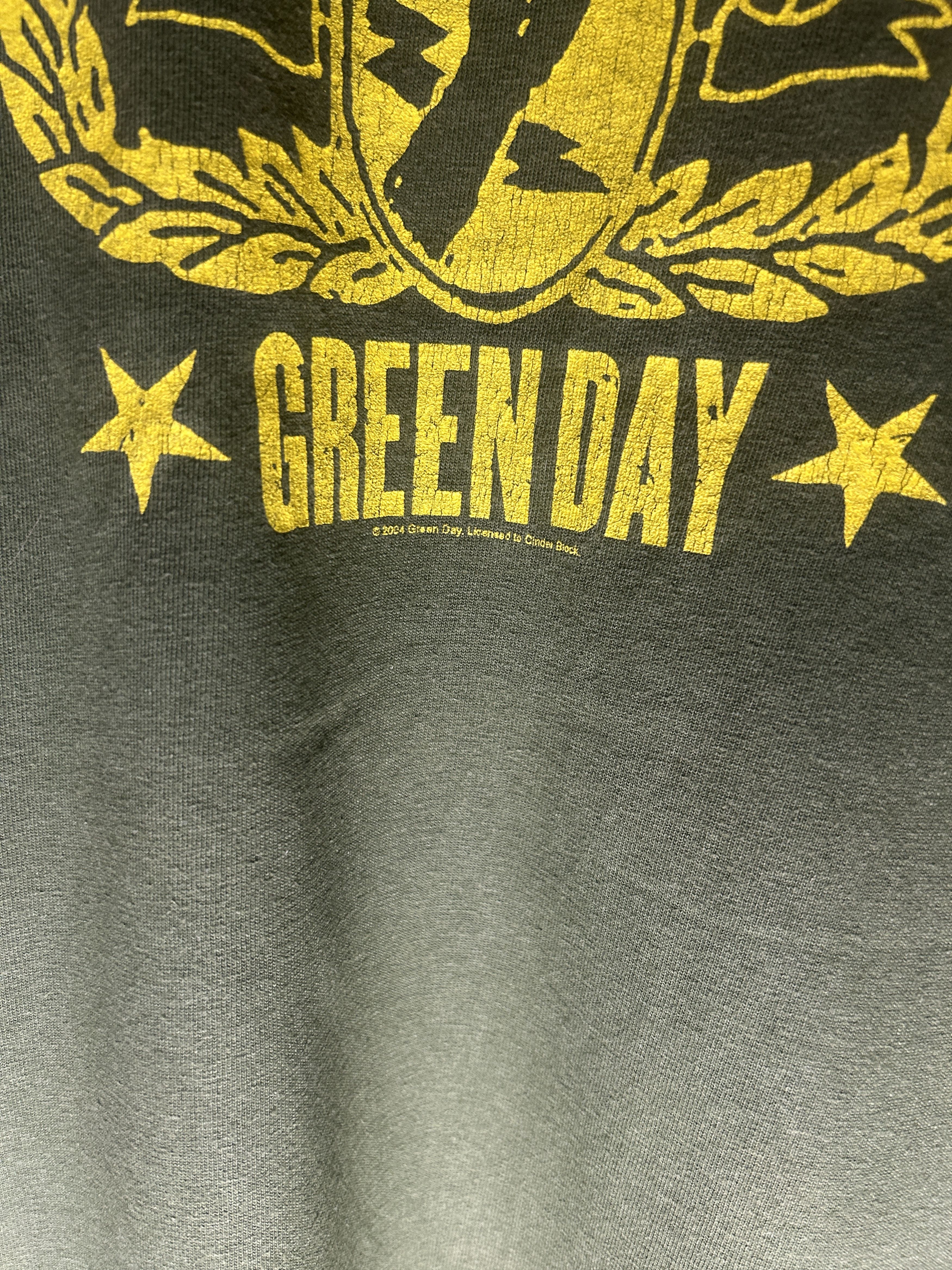 Band Tees Vintage Green Day American Idiot 2004 T-shirt Size US XL / EU 56 / 4 - 3 Thumbnail