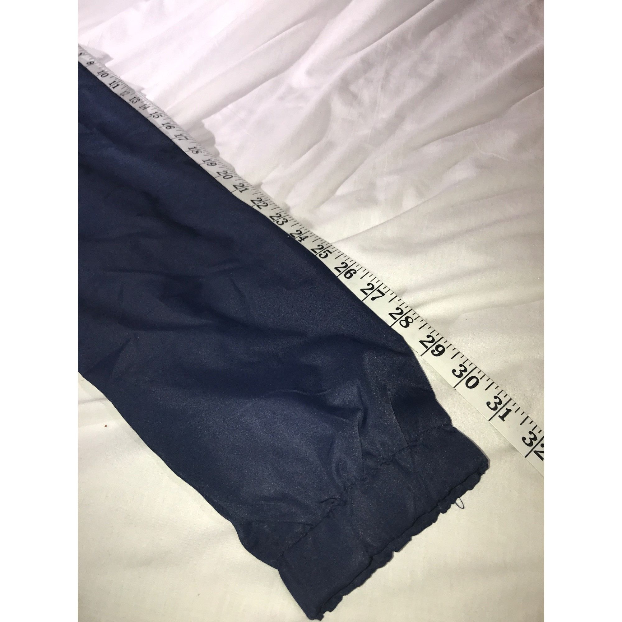Greg Norman Greg Norman Men's L Navy V Neck Water Resistant Pullover Size US L / EU 52-54 / 3 - 8 Thumbnail