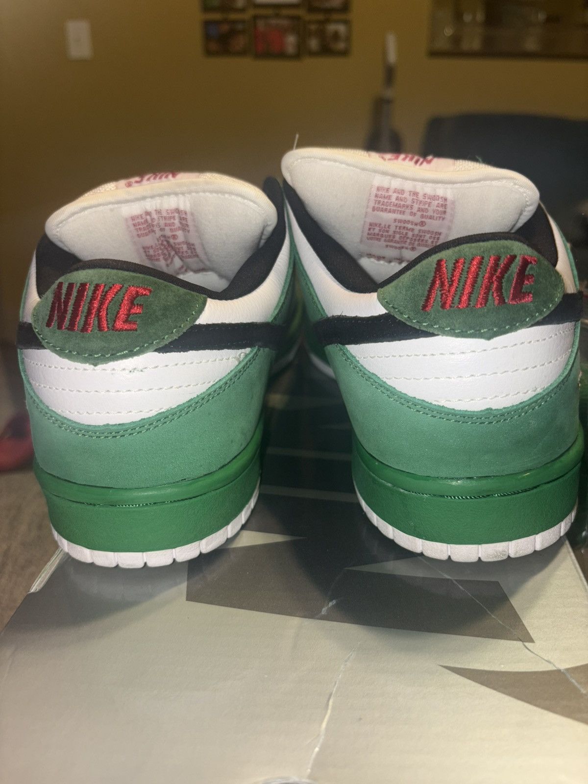 Nike × Nike SB Nike SB Dunk Low Heineken 2003 Size US 10 / EU 43 - 9 Thumbnail