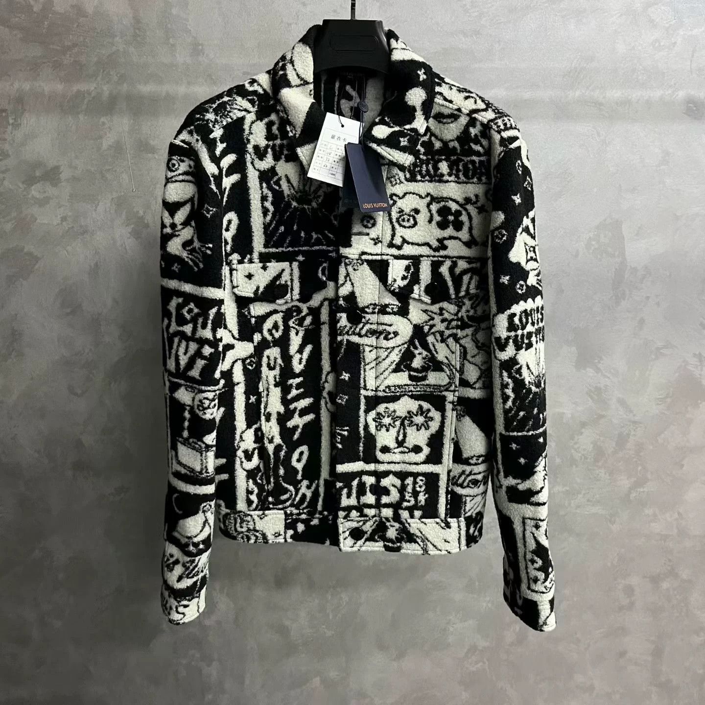 Louis Vuitton Louis Vuitton B&W Comic Print Jacket Size US XXS / EU 40 - 1 Thumbnail