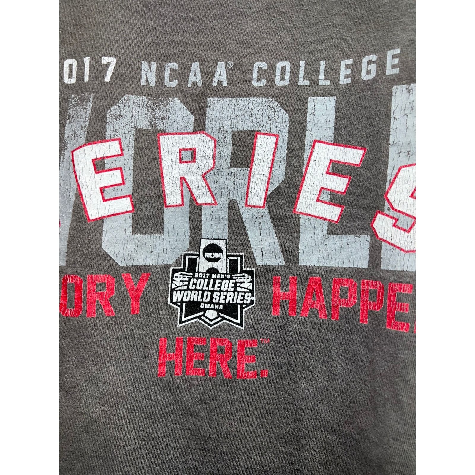 Vintage NCAA College World Series Shirt 2017 Gray Tee Sports Large Size US L / EU 52-54 / 3 - 4 Thumbnail