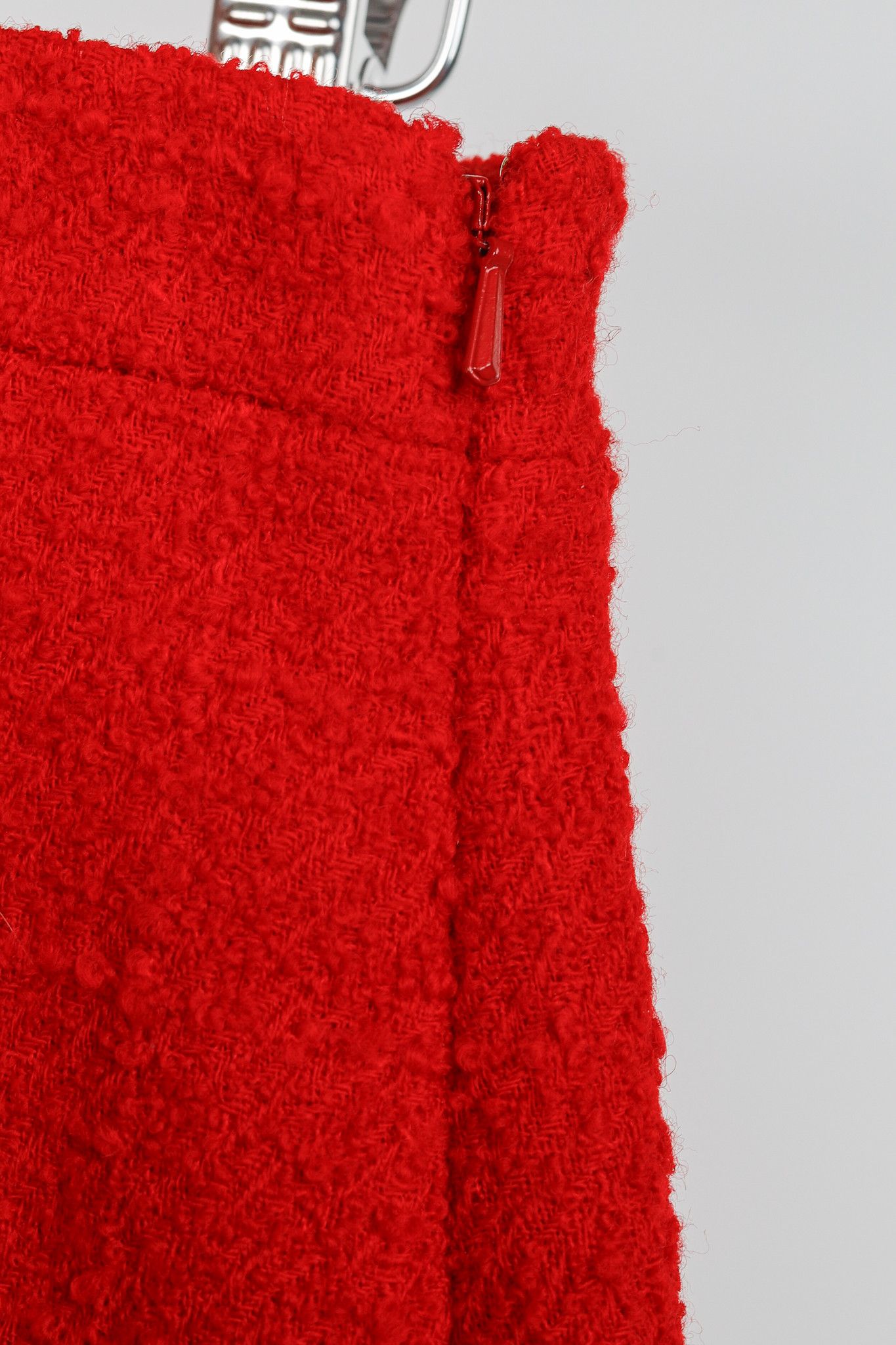 Moschino Moschino PF/21 Red Tweed Leopard-Faux-Fur-Hem Pencil Skirt Size 30" / US 8 / IT 44 - 7 Thumbnail