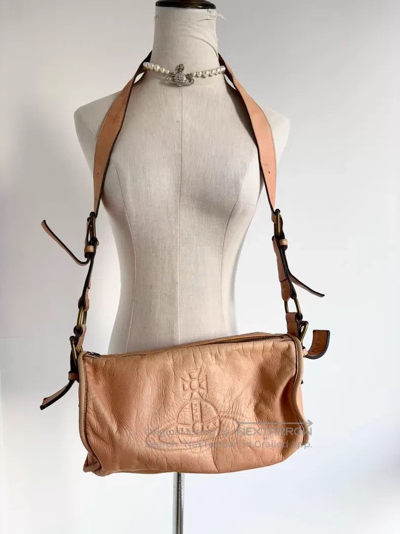 Vivienne Westwood Vivienne Westwood size os Beige Saturn Logo Cylinder Crossb Size ONE SIZE - 1 Thumbnail