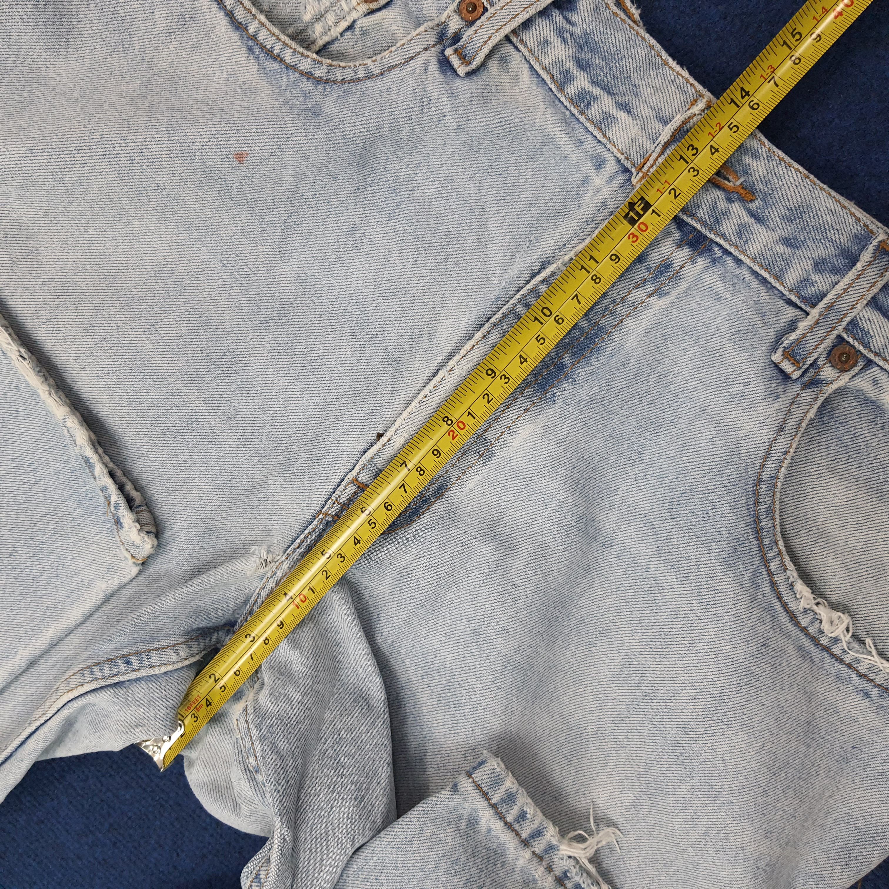 Levi's Vintage Levis 560 Red Tab Loose Fit Tapered Denim C265N10 Size US 33 - 13 Thumbnail