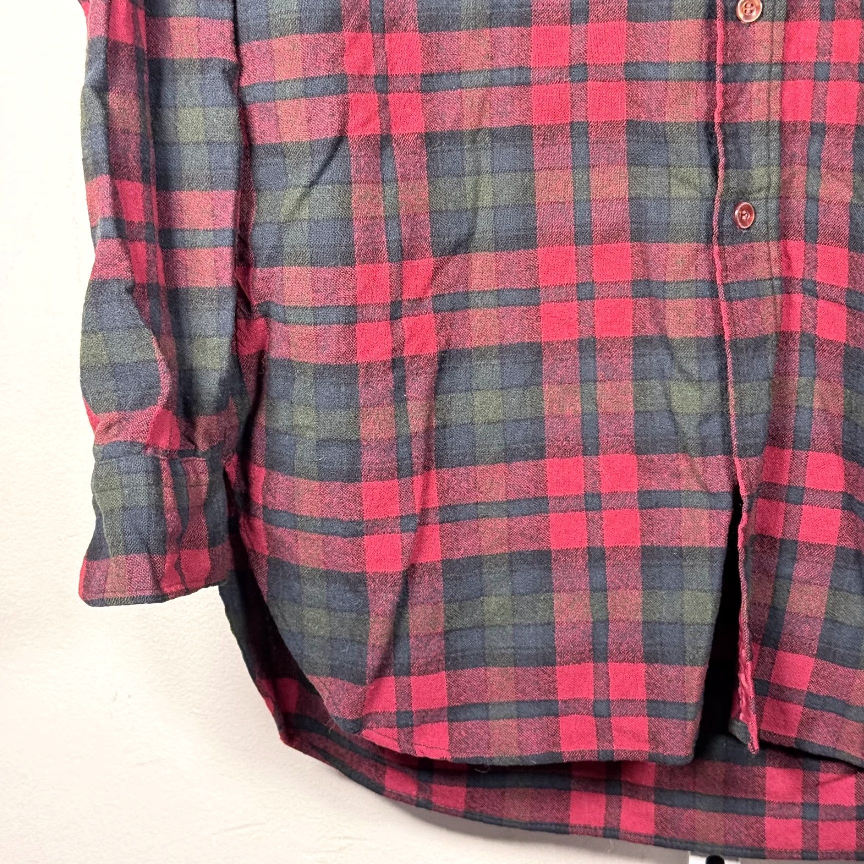 Pendleton VINTAGE Pendleton Shirt Plaid Wool Red Green Large Men Button-Down Long Sleeve Size US L / EU 52-54 / 3 - 4 Thumbnail